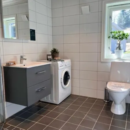 Beautiful In Risor Feriehus Sondeled